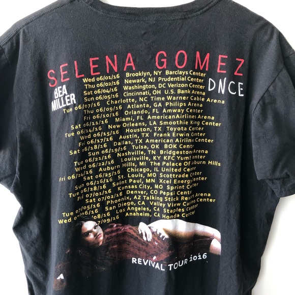 Slena Gomez 2016 Revival Tour Band Tee - Picture 4 of 4